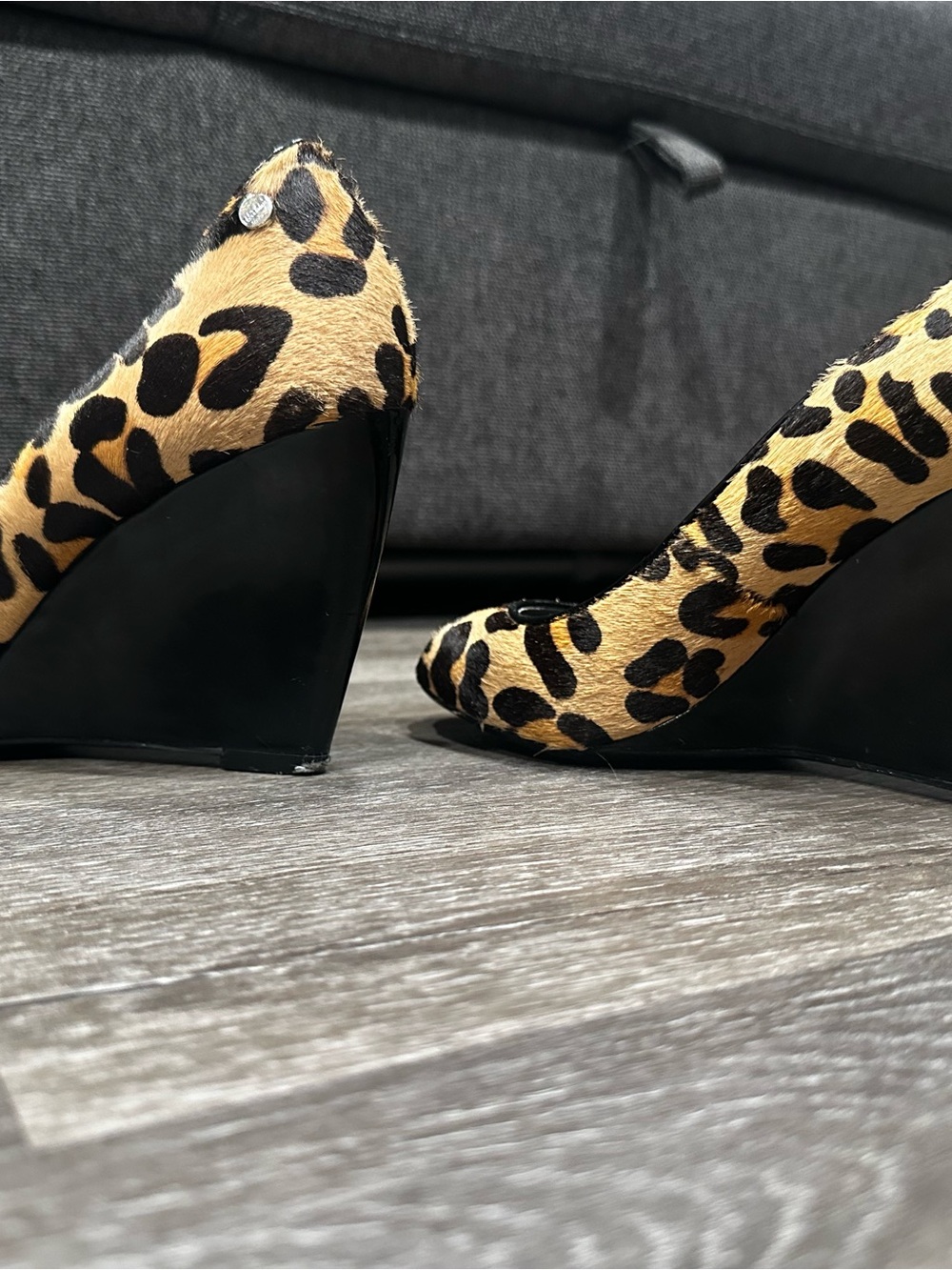 Calvin Klein Leopard Print Wedge Pumps - Black & Tan Size 6.5 real calfskin